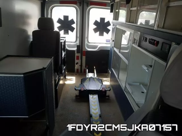1FDYR2CM5JKA07157 фото 6