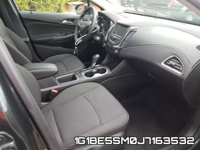 1G1BE5SM0J7163532 фото 6