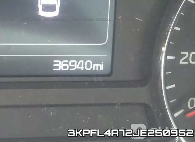 3KPFL4A72JE250952 фото 8