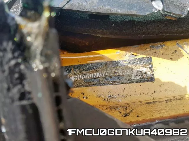 1FMCU0GD7KUA40982 фото 10
