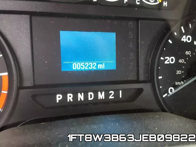 1FT8W3B63JEB09822 фото 9