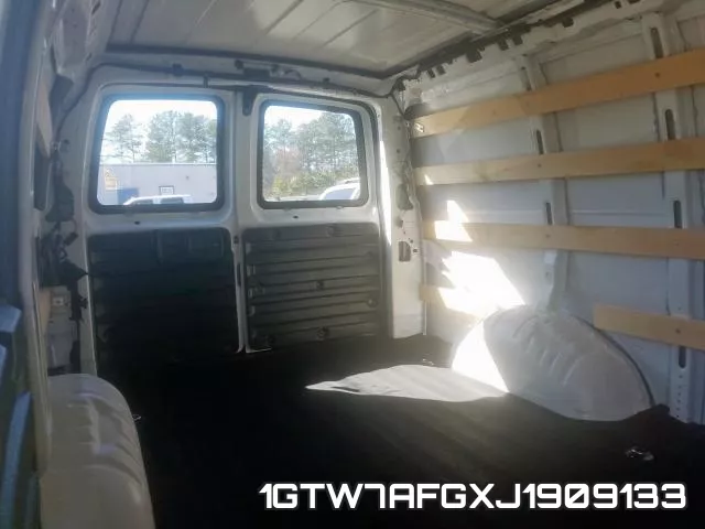 1GTW7AFGXJ1909133 фото 7