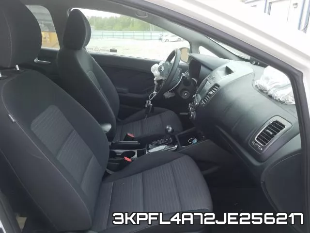 3KPFL4A72JE256217 фото 6