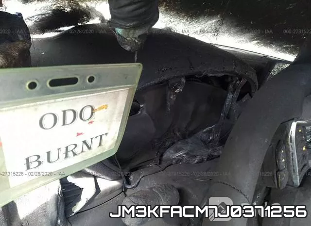 JM3KFACM7J0371256 фото 8