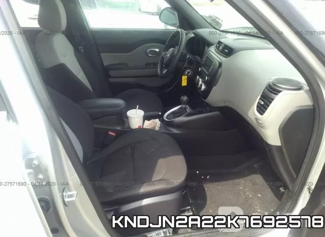 KNDJN2A22K7692578 фото 6