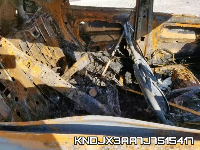 KNDJX3AA7J7515417 фото 6
