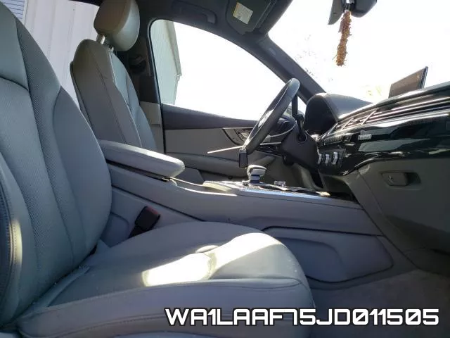 WA1LAAF75JD011505 фото 6