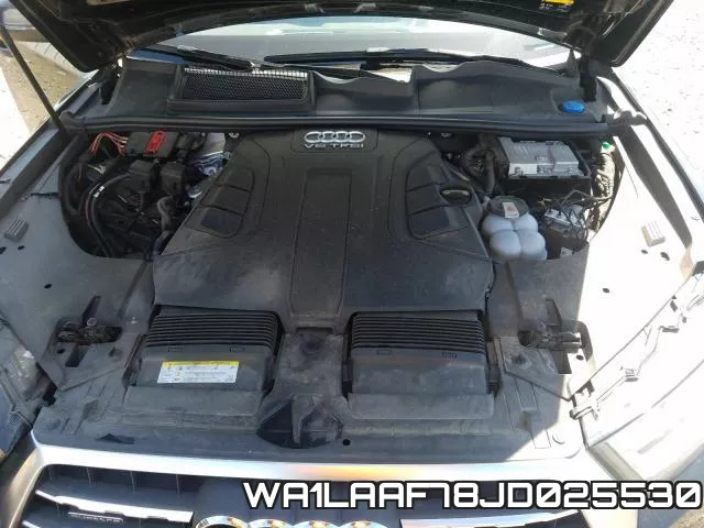 WA1LAAF78JD025530 фото 8