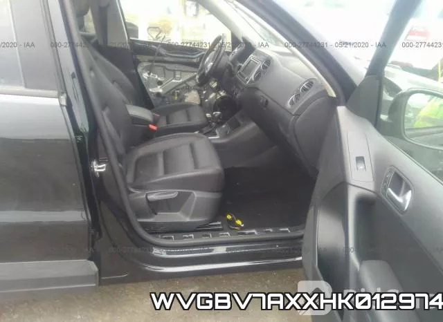 WVGBV7AXXHK012974 фото 6