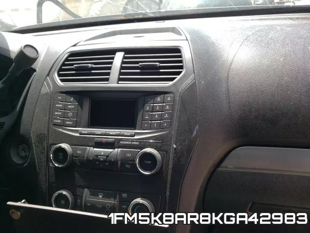 1FM5K8AR8KGA42983 фото 10