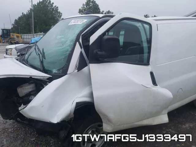 1GTW7AFG5J1333497 фото 2