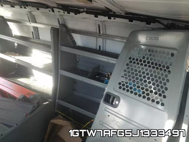 1GTW7AFG5J1333497 фото 7