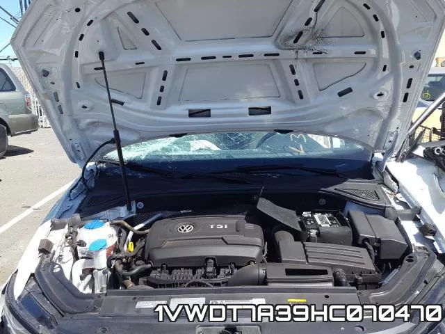 1VWDT7A39HC070470 фото 8