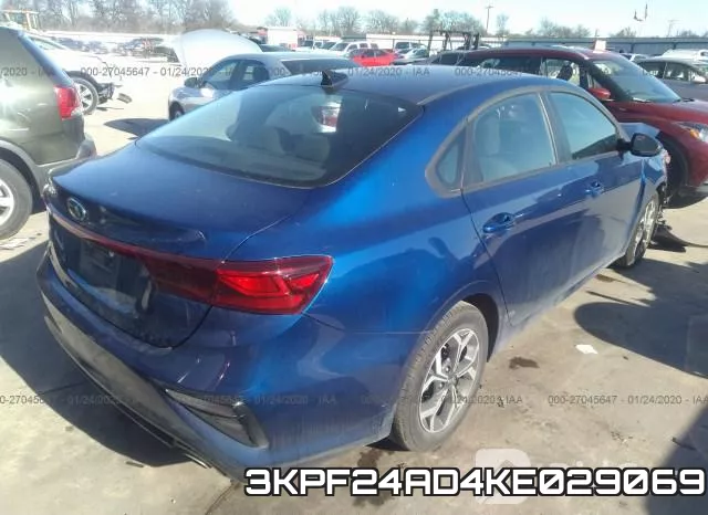 3KPF24AD4KE029069 фото 5