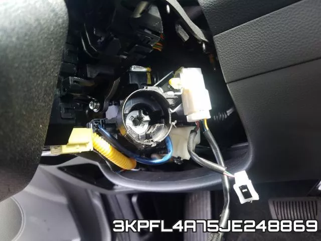 3KPFL4A75JE248869 фото 10
