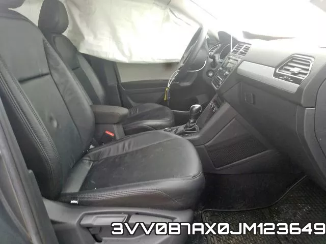 3VV0B7AX0JM123649 фото 6