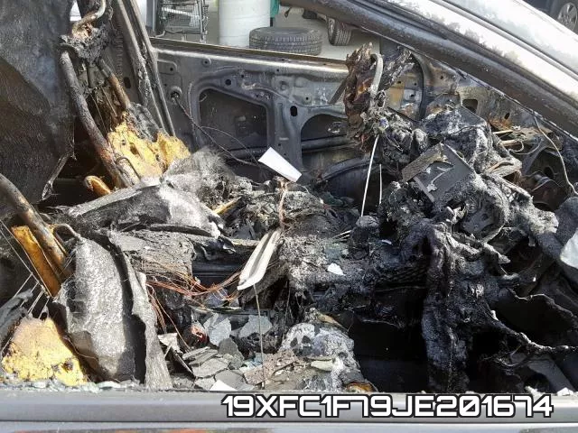 19XFC1F79JE201674 фото 6