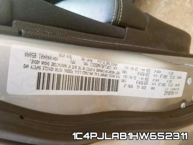 1C4PJLAB1HW652311 фото 2