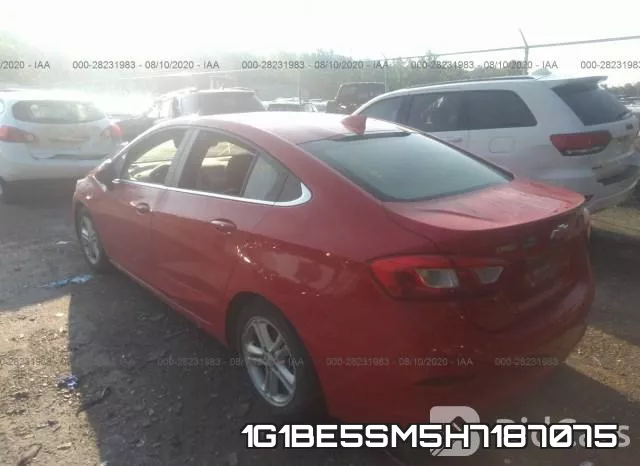 1G1BE5SM5H7187075 фото 4