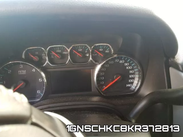 1GNSCHKC8KR372813 фото 9