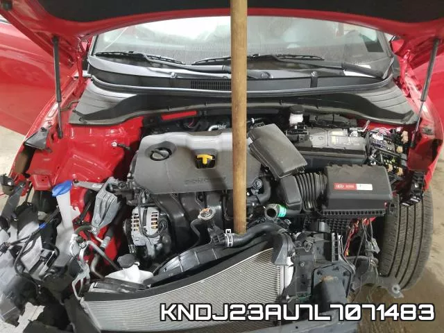 KNDJ23AU7L7071483 фото 8