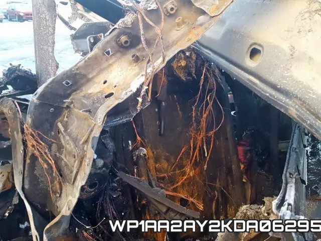WP1AA2AY2KDA06295 фото 9