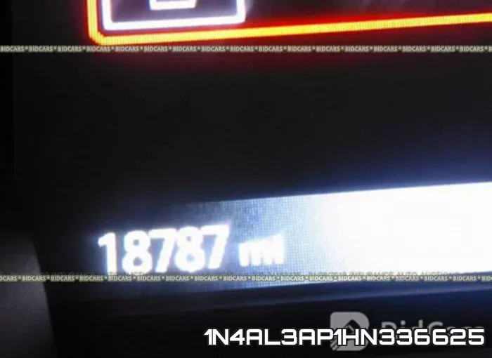 1N4AL3AP1HN336625 фото 8