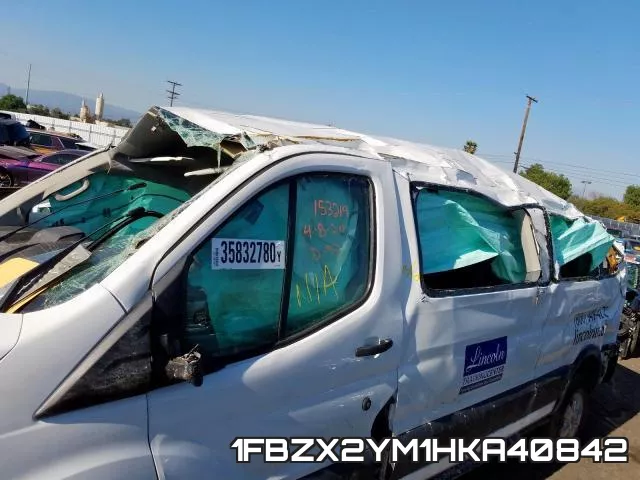 1FBZX2YM1HKA40842 фото 10