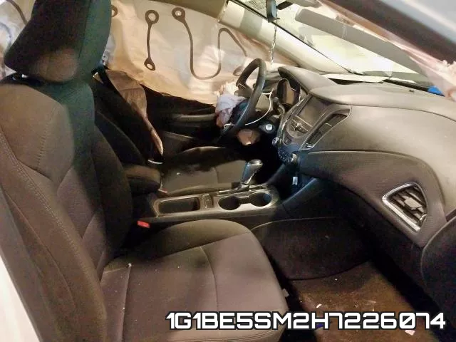 1G1BE5SM2H7226074 фото 6