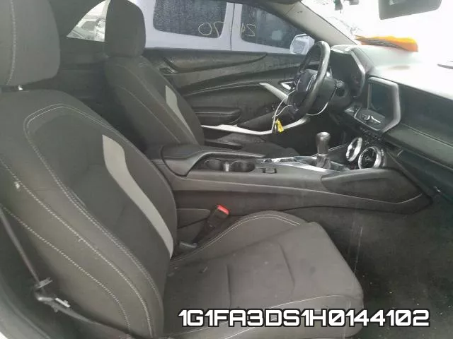 1G1FA3DS1H0144102 фото 6