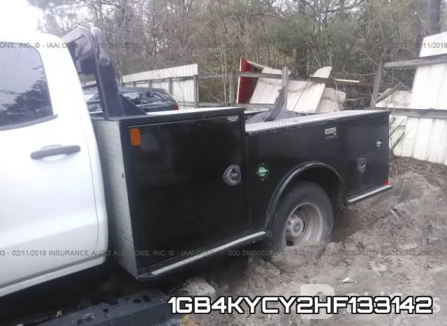 1GB4KYCY2HF133142 фото 8