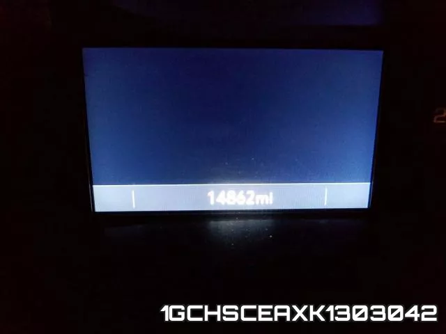1GCHSCEAXK1303042 фото 9
