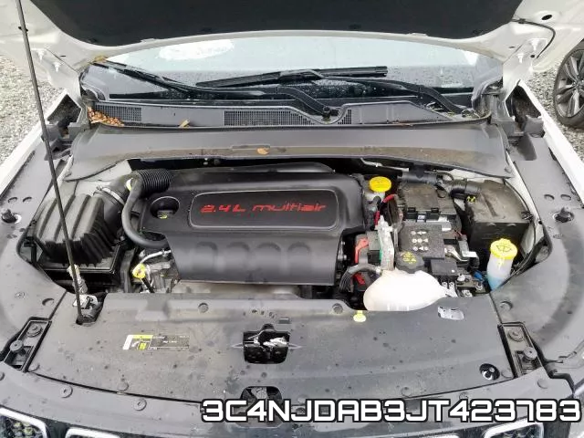 3C4NJDAB3JT423783 фото 8