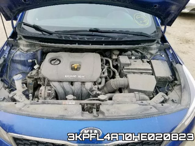 3KPFL4A70HE020823 фото 8
