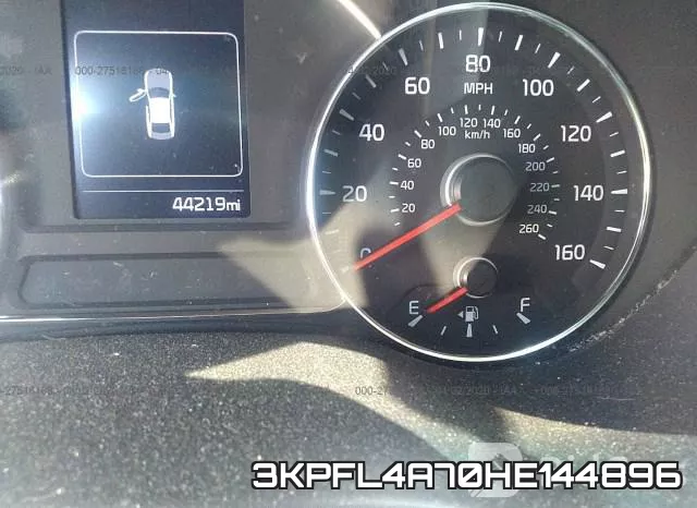 3KPFL4A70HE144896 фото 8