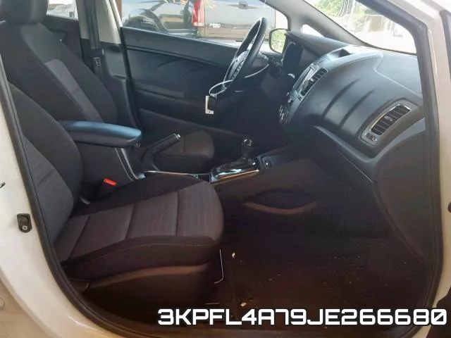 3KPFL4A79JE266680 фото 6