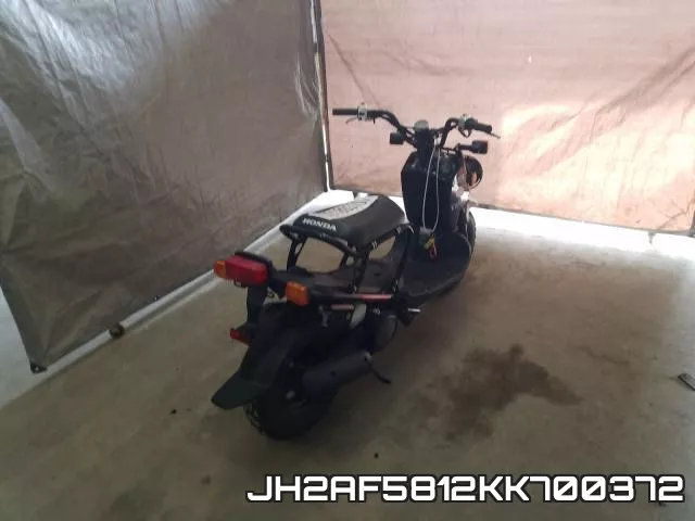 JH2AF5812KK700372 фото 5