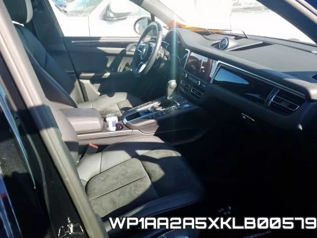 WP1AA2A5XKLB00579 фото 6