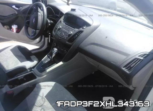 1FADP3F2XHL343163 фото 6