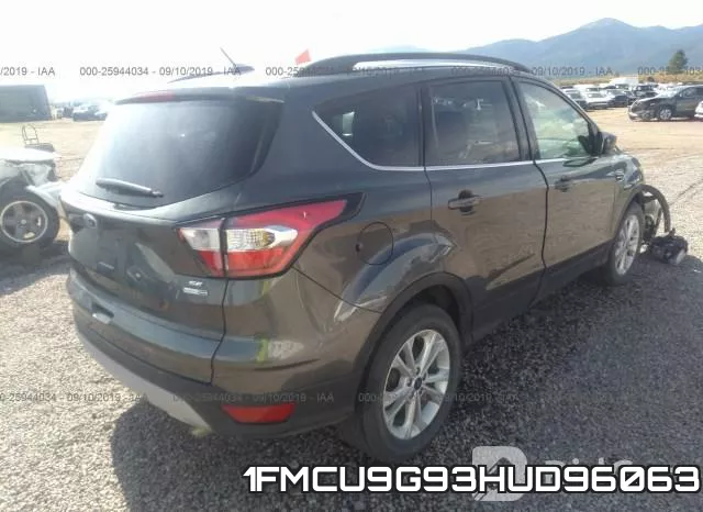 1FMCU9G93HUD96063 фото 5