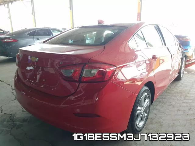 1G1BE5SM3J7132923 фото 5