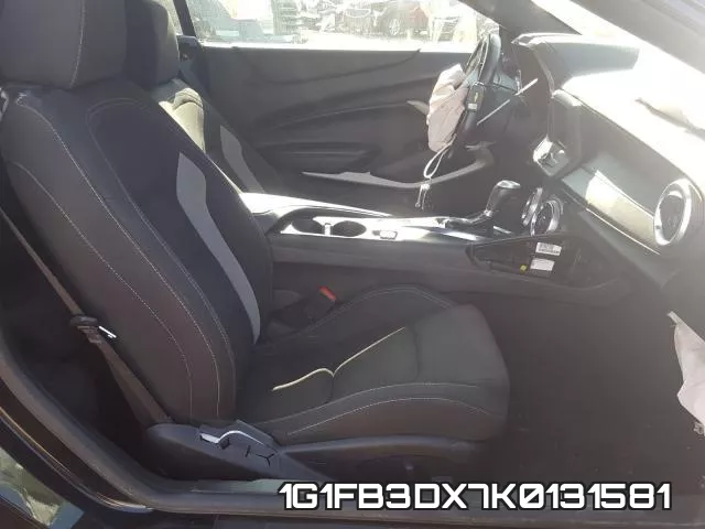 1G1FB3DX7K0131581 фото 6