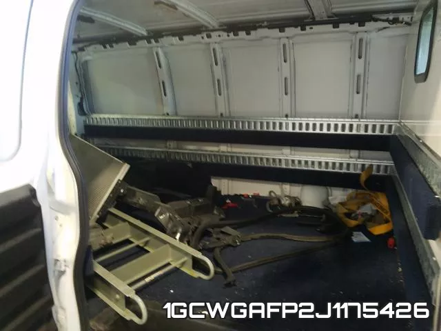 1GCWGAFP2J1175426 фото 7