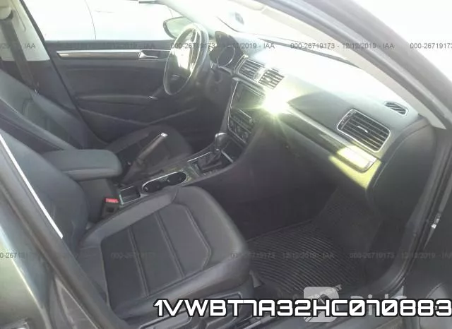 1VWBT7A32HC070883 фото 6