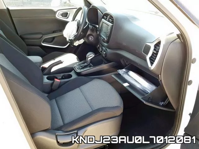 KNDJ23AU0L7012081 фото 6