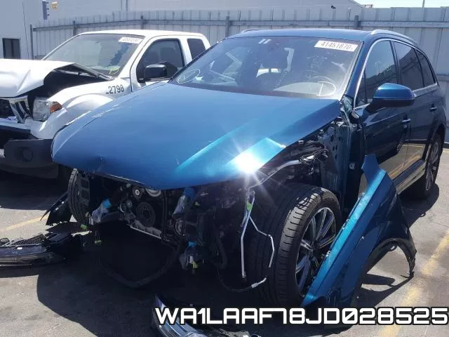 WA1LAAF78JD028525 фото 3