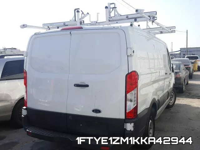 1FTYE1ZM1KKA42944 фото 5
