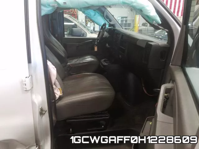 1GCWGAFF0H1228609 фото 6