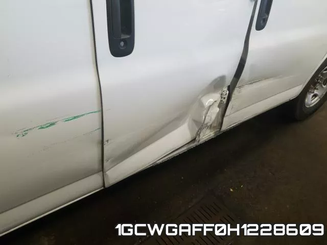 1GCWGAFF0H1228609 фото 10