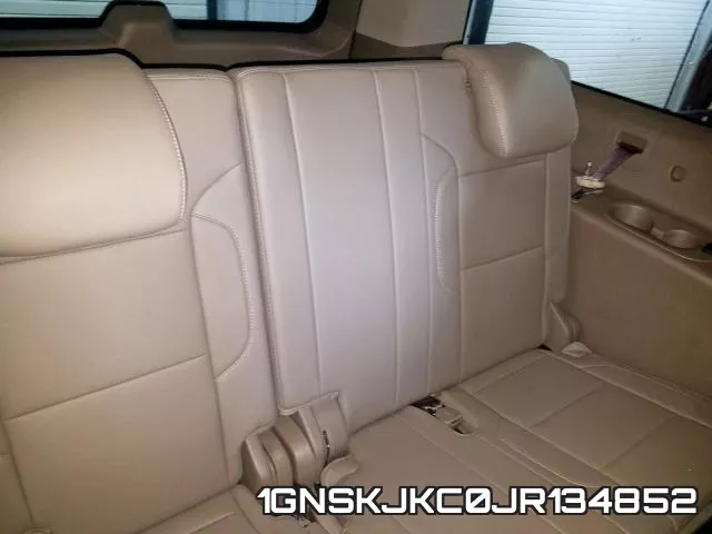 1GNSKJKC0JR134852 фото 10